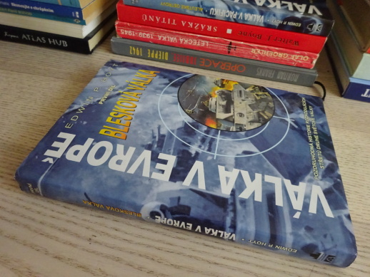 VÁLKA V EVROPĚ, BLESKOVÁ VÁLKA, EDWIN P. HOYT, 1. DÍL, **an