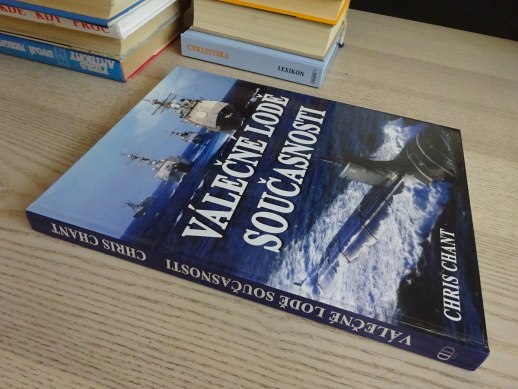 VÁLEČNÉ LODĚ SOUČASNOSTI, CHRIS CHANT, **an