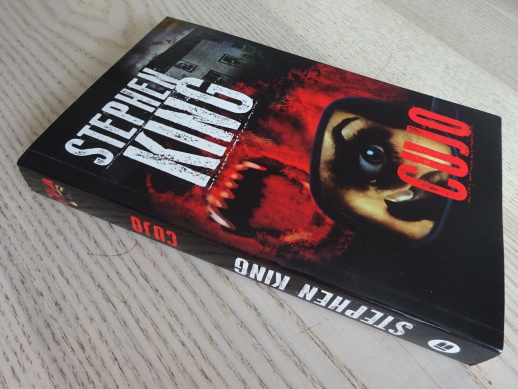 CUJO, STEPHEN KING, **an