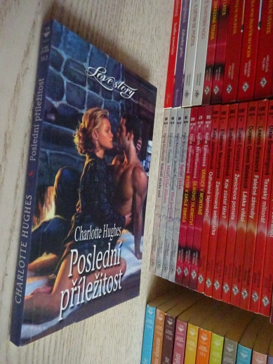 POSLEDNÍ PŘÍLEŽITOST, CHARLOTTE HUGHES, **an