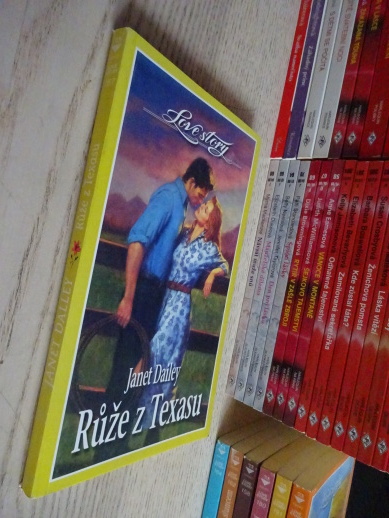 RŮŽE Z TEXASU, JANET DAILEY, **an