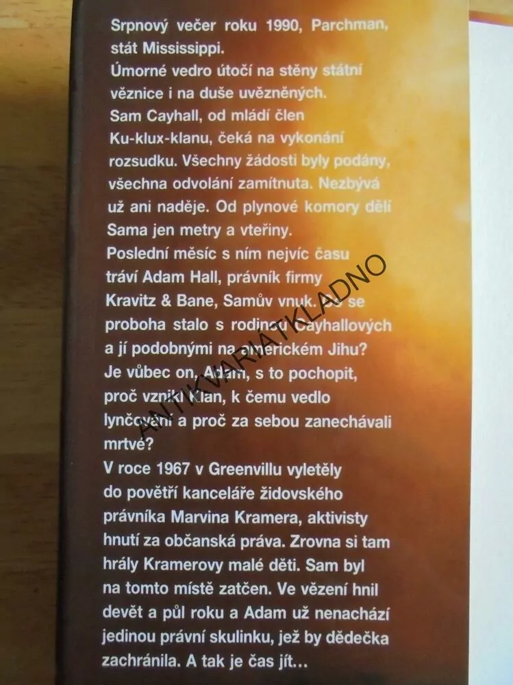 CELA SMRTI, JOHN GRISHAM, **an