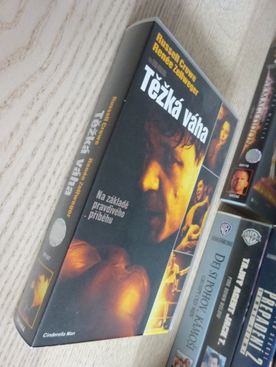 TĚŽKÁ VÁHA, VHS
