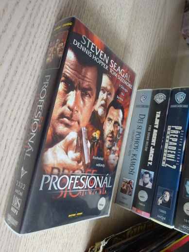 PROFESIONÁL, VHS