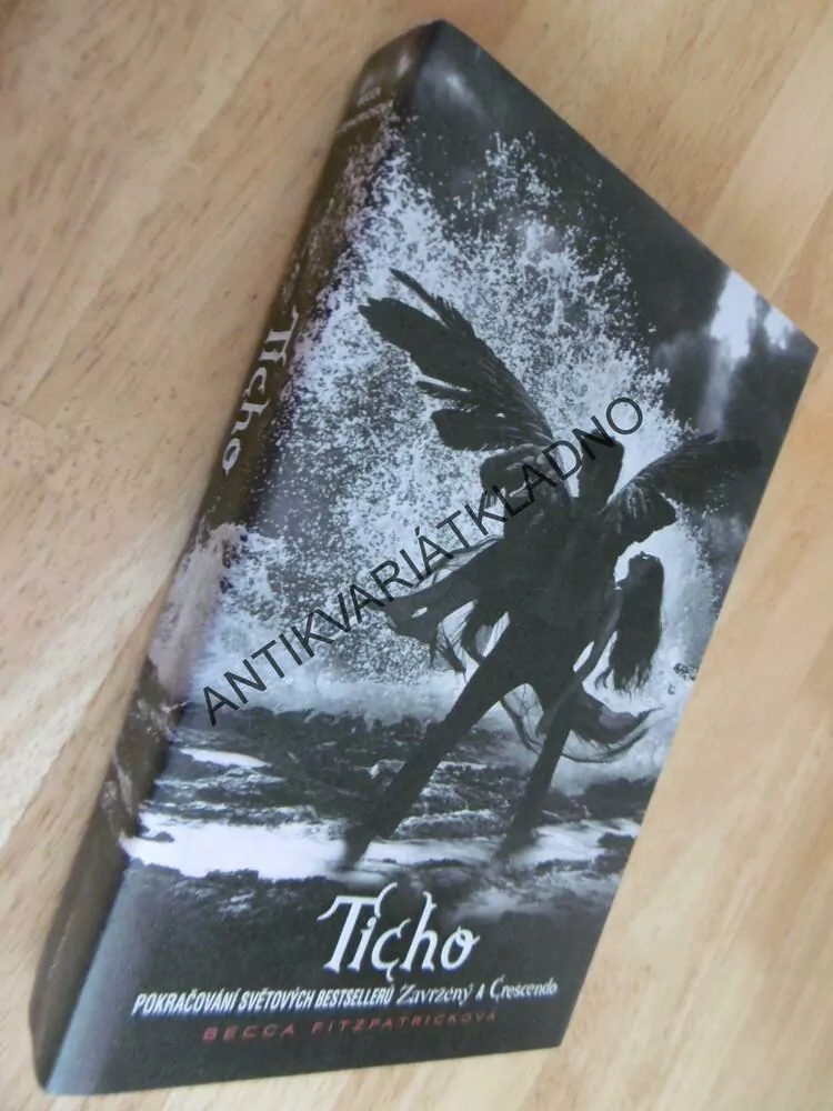 TICHO, BECCA FITZPATRICKOVÁ