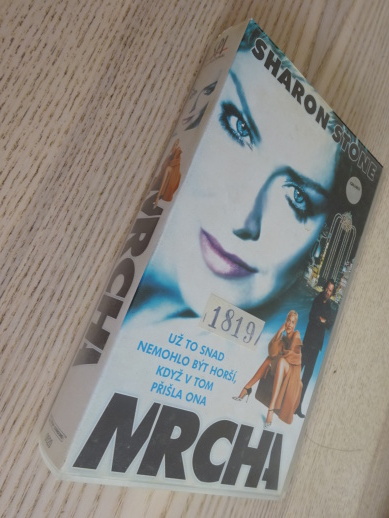 MRCHA, VHS VIDEOKAZETA