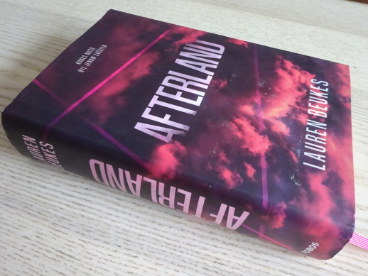 AFTERLAND, LAUREN BEUKESOVÁ, **an