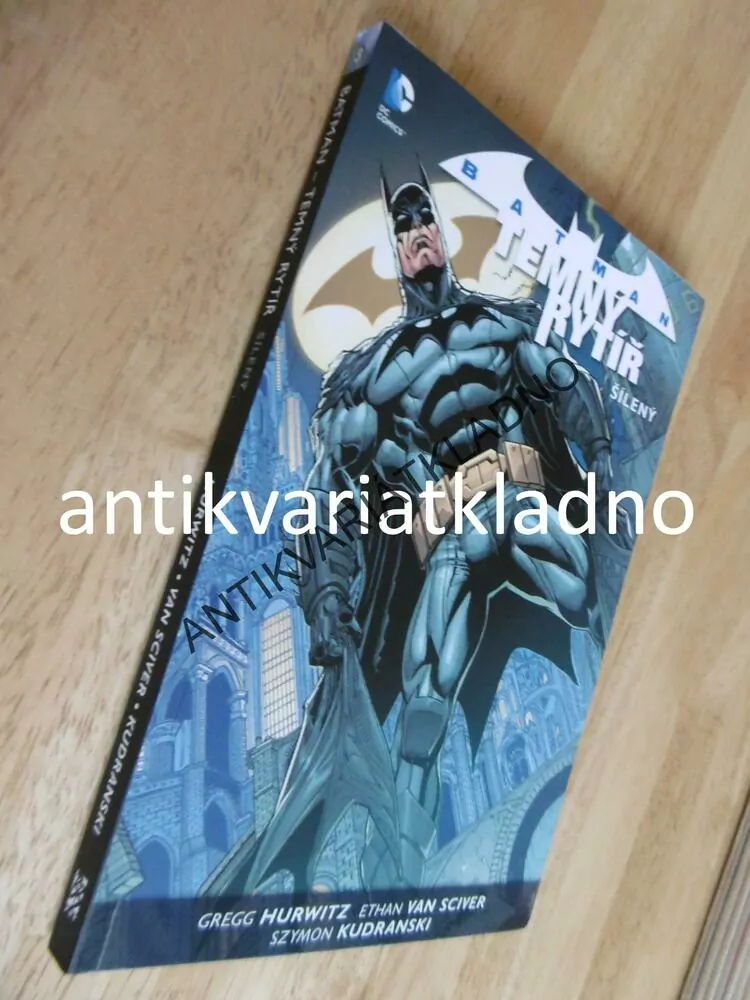 BATMAN, TEMNÝ RYTÍŘ, ŠÍLENÝ, KOMIKS 3
