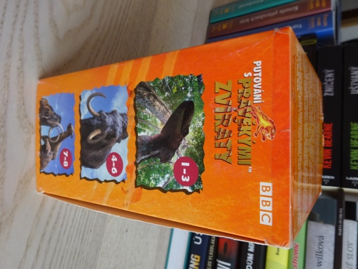 PUTOVÁNÍ S PRAVĚKÝMI ZVÍŘATY, 3X VHS VIDEOKAZETA
