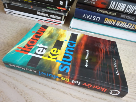 IKARŮV LET KE SLUNCI, ANNA HESSOVÁ, **an