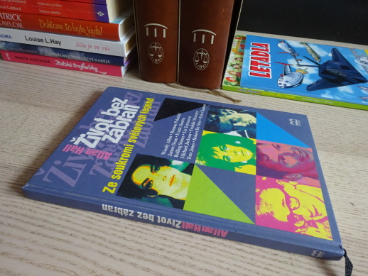 ŽIVOT BEZ ZÁBRAN, ZE SOUKROMÍ SVĚTOVÝCH LEGEND, ALLAN HALL, **an