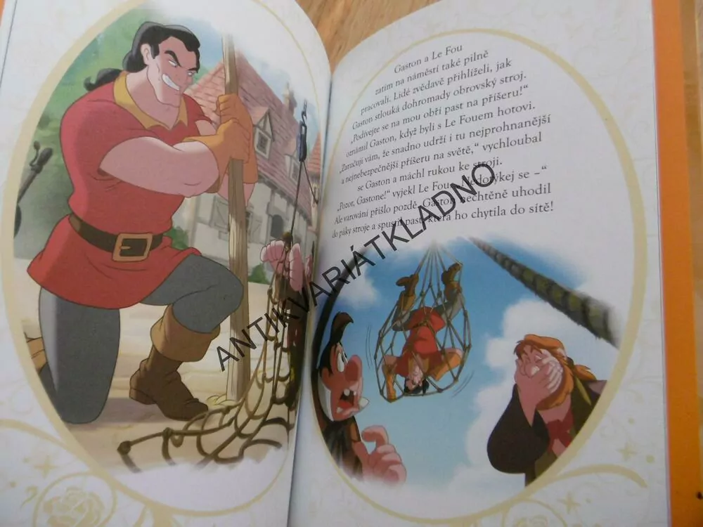 BELLA, DISNEY PRINCEZNA