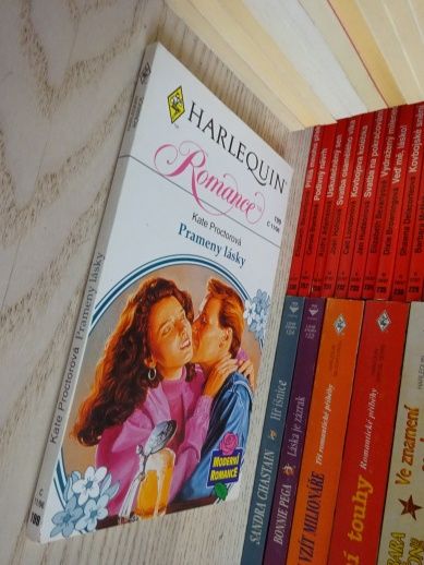 PRAMENY LÁSKY, KATE PROCTOROVÁ, **an