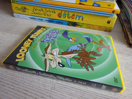 LOONEY TUNES, TO NEJLEPŠÍ Z KOHOUTKA ULIČNÍKA, DVD FILM