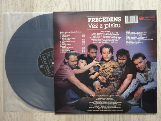 PRECEDENS, VĚŽ Z PÍSKU