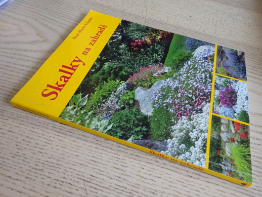SKALKY NA ZAHRADĚ, HANS MARTIN SCHMIDT, **an