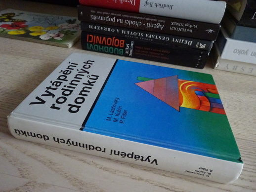 VYTÁPĚNÍ RODINNÝCH DOMKŮ, LÁZNOVSKÝ, KUBÍN, FIŠER, **an