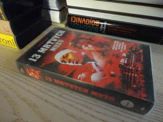 13 MRTVÝCH MUŽŮ, VHS VIDEOKAZETA