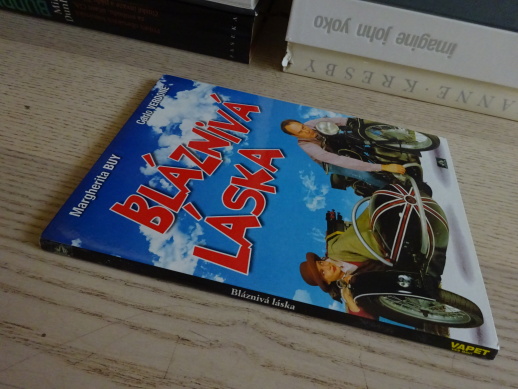 BLÁZNIVÁ LÁSKA, DVD FILM