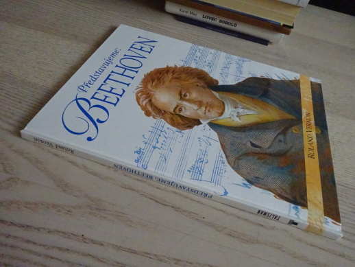 PŘEDSTAVUJEME: BEETHOVEN, ROLAND VERNON, **an