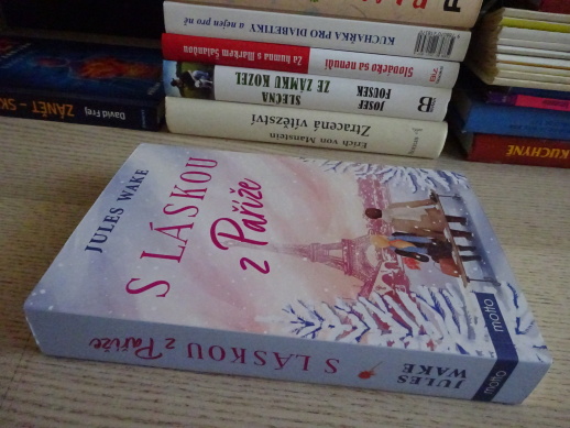 S LÁSKOU Z PAŘÍŽE, JULES WAKE, **an