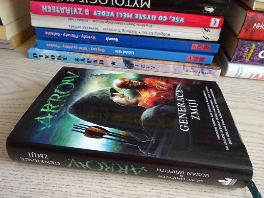 ARROW, GENERACE ZMIJÍ, CLAY GRIFFITH, SUSAN GRIFFITH, **an