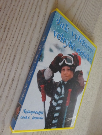 JAK VYTRHNOUT VELRYBĚ STOLIČKU, DVD FILM
