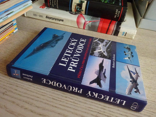 LETECKÝ PRŮVODCE, ROBERT JACKSON, **an