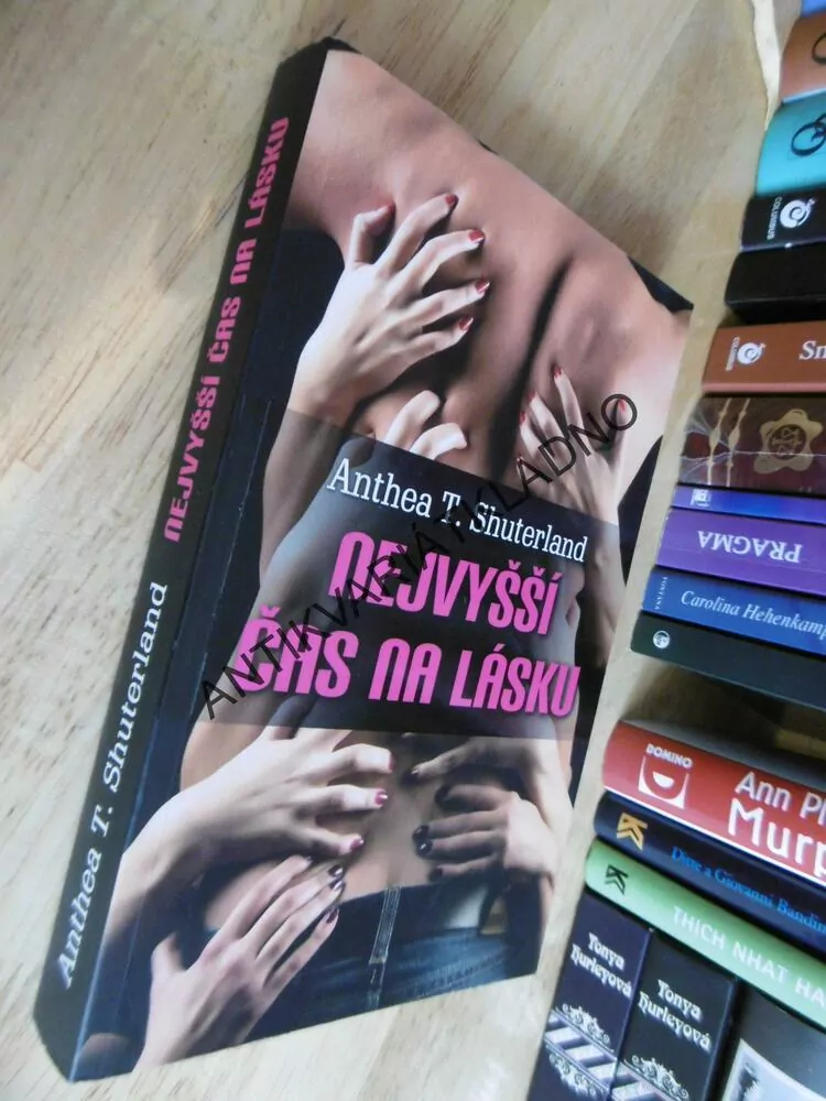 NEJVYŠŠÍ ČAS NA LÁSKU, ANTHEA T.SHUTERLAND, **an