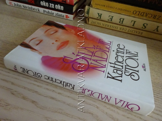 SÍLA NADĚJE, KATHERINE STONEOVÁ, **an