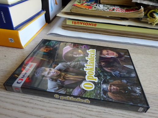 O POKLADECH, DVD FILM ČR