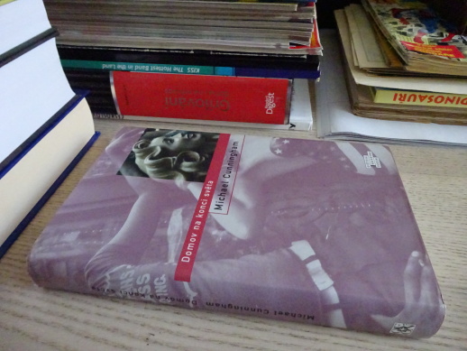 DOMOV NA KONCI SVĚTA, MICHAEL CUNNINGHAM, **an