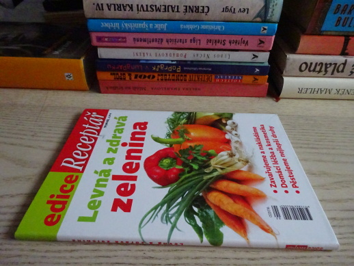 LEVNÁ A ZDRAVÁ ZELENINA, **an