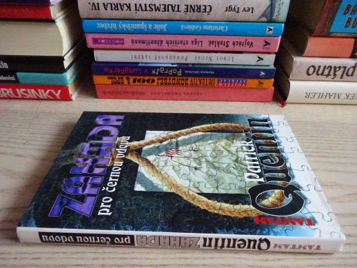 ZÁHADA PRO ČERNOU VDOVU, PATRICK QUENTIN, **an