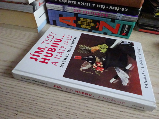 JÍM, TEDY HUBNU... A NATRVALO, MICHEL MONTIGNAC, **an