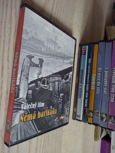 NĚMÁ BARIKÁDA, DVD FILM 