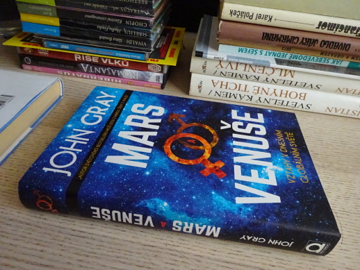 MARS A VENUŠE, JOHN GRAY, **an