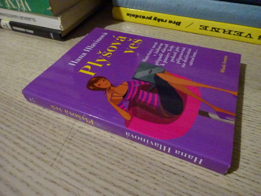 PLYŠOVÁ VEŠ, HANA HLAVÍNOVÁ, **an