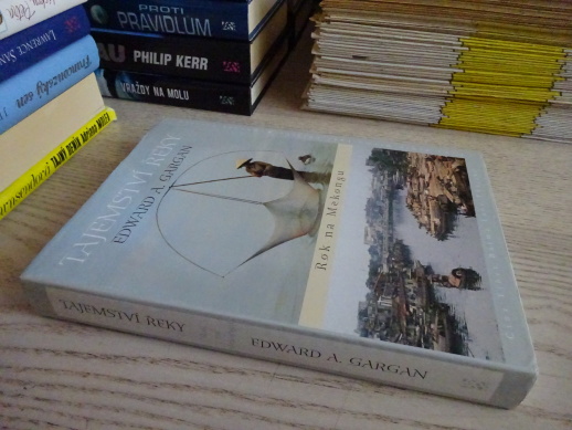 TAJEMSTVÍ ŘEKY, ROK NA MEKONGU, EDWARD A. GARGAN, **an