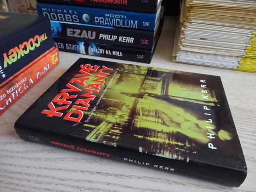 KRVAVÉ DIAMANTY, PHILIP KERR, **an
