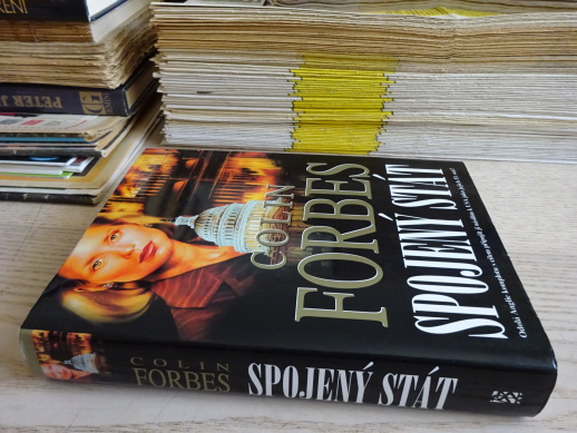 SPOJENÝ STÁT, COLIN FORBES, **an