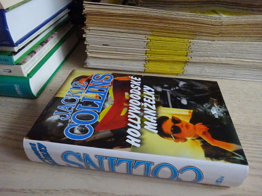 HOLLYWOODSKÉ MANŽELKY, JACKIE COLLINS, **an