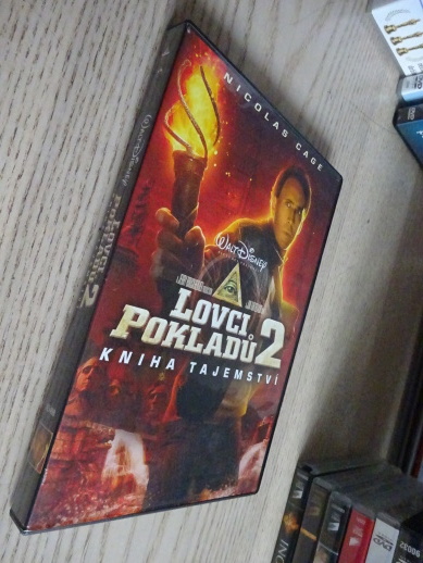 LOVCI POKLADŮ 2, DVD FILM