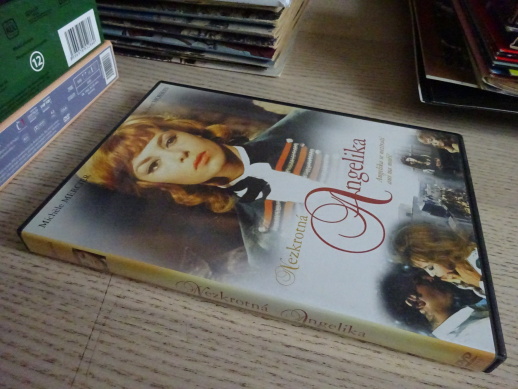 NEZKROTNÁ ANGELIKA, DVD FILM