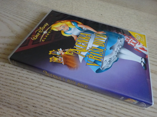 ALENKA V ŘÍŠI DIVŮ, DVD FILM