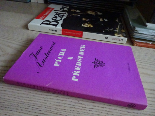 PÝCHA A PŘEDSUDEK, JANE AUSTENOVÁ, **an