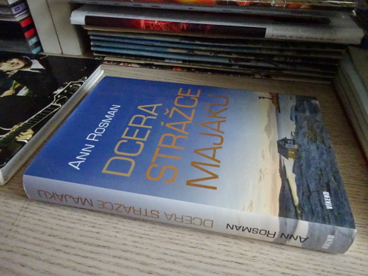 DCERA STRÁŽCE MAJÁKU, ANN ROSMAN, **an