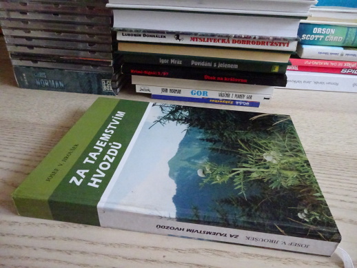 ZA TAJEMSTVÍM HVOZDŮ, JOSEF V. JIROUŠEK, **an