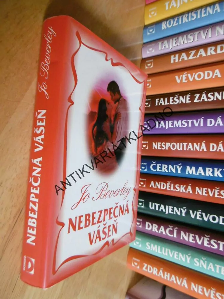 NEBEZPEČNÁ VÁŠEŇ, JO BEVERLEY