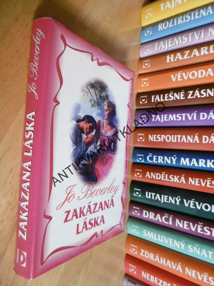 ZAKÁZANÁ LÁSKA, JO BEVERLEY